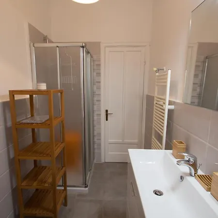 Ampio E Comodo Appartamento Nel Centro Citta Apartman Varazze